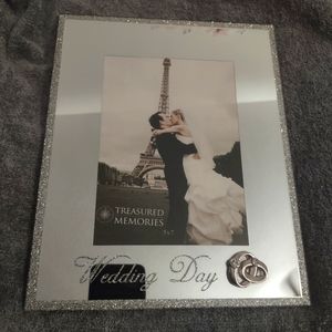 Wedding picture frame